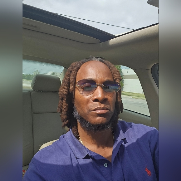 Style - Picture 4 of 5